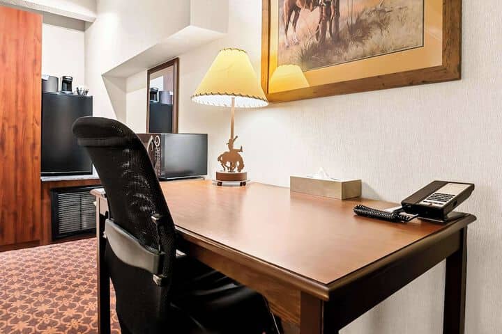 Room 21 of 43