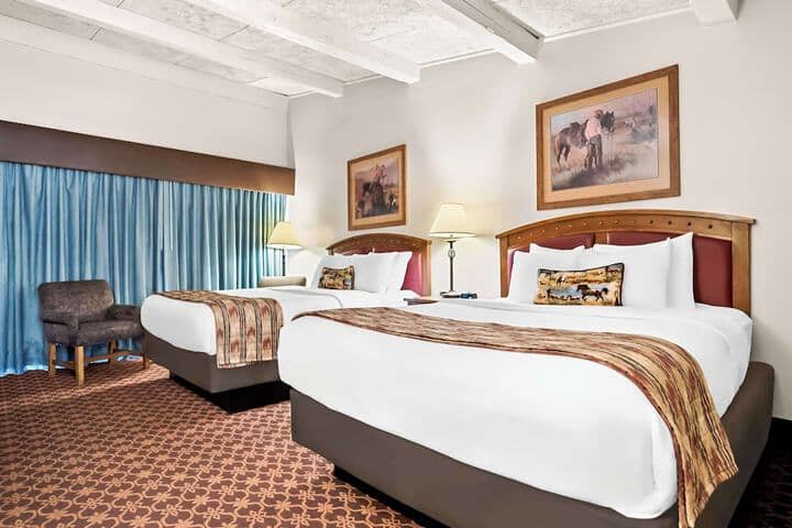 Room 14 of 43